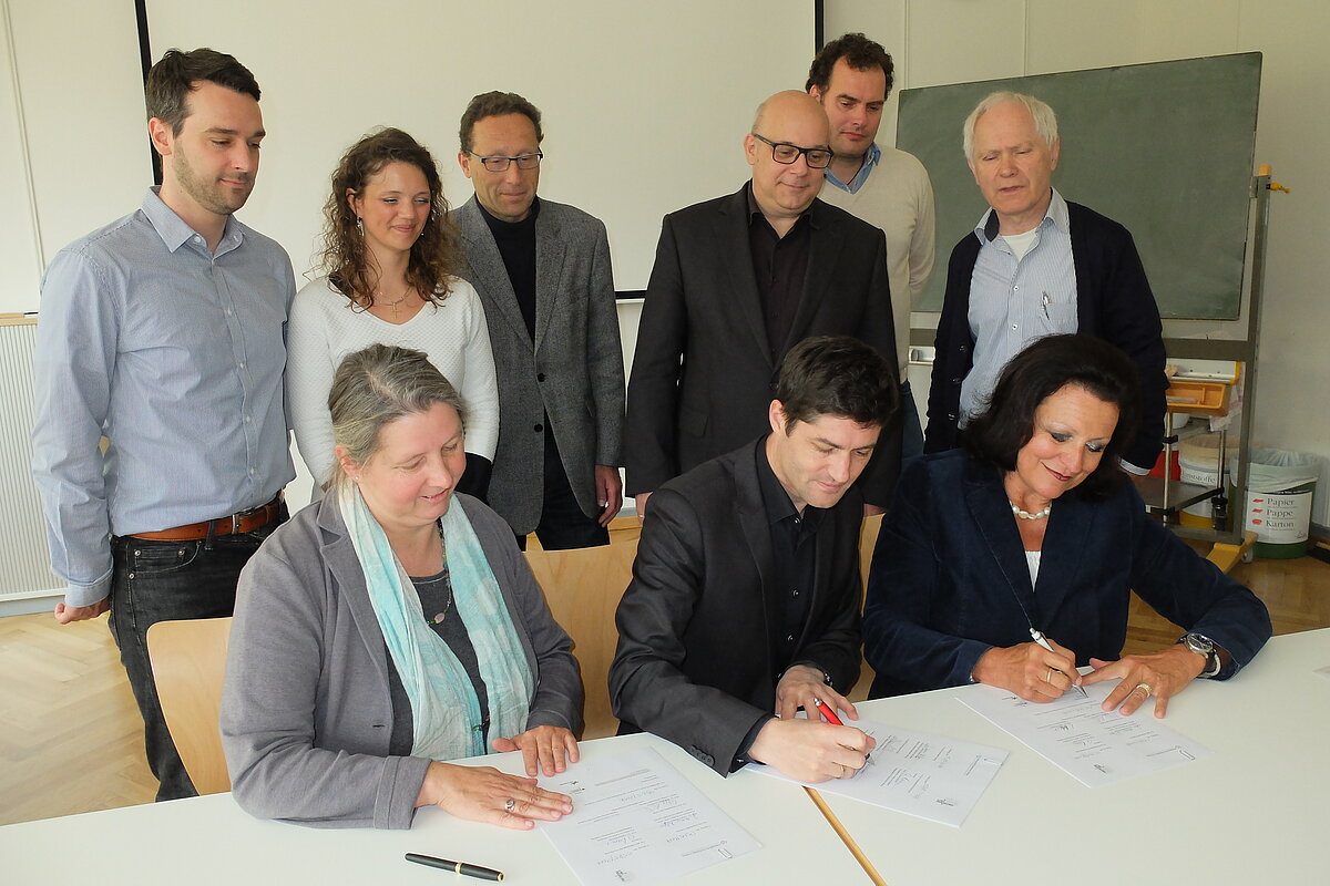 Walter Eucken Gymnasium Kaufmännische Schulen Walter-Eucken-Gymnasium besiegelt besondere Lehr- und Lernkooperation