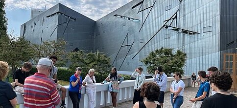 Jüdisches Museum Berlin, Architekt Daniel Libeskind (geboren 1946)